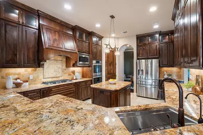212 Malabar Street, Lakeway, TX 78734 - Photo 11