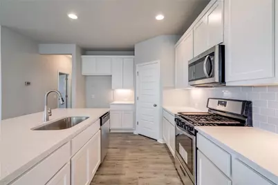 2205 Limestone Lake Drive #36, Georgetown, TX 78633 - Photo 5