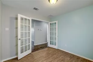 261 New Bridge Dr, Kyle, TX 78640 - Photo 19