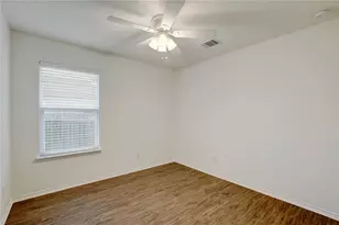 261 New Bridge Dr, Kyle, TX 78640 - Photo 21