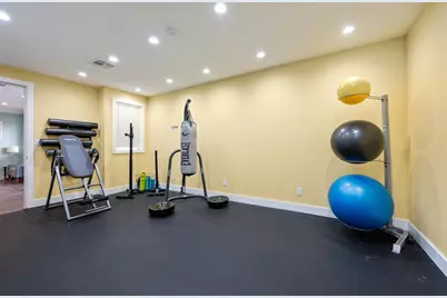 935 La Posada Drive #115, Austin, TX 78752 - Photo 29