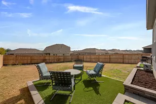 705 Mallow Rd, Leander, TX 78641 - Photo 27