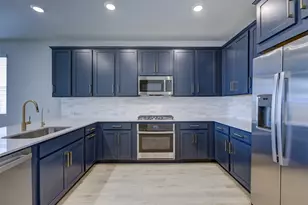 129 Prairie Falls Drive, Hutto, TX 78634 - Photo 9