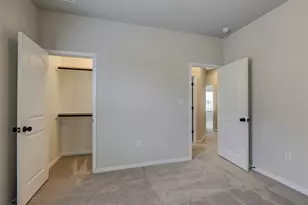 129 Prairie Falls Drive, Hutto, TX 78634 - Photo 31