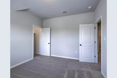 129 Prairie Falls Drive, Hutto, TX 78634 - Photo 33