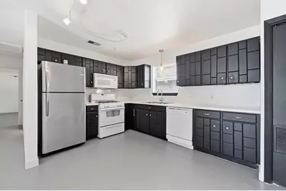 2712 Saint Edwards Circle #A, Austin, TX 78704 - Photo 9