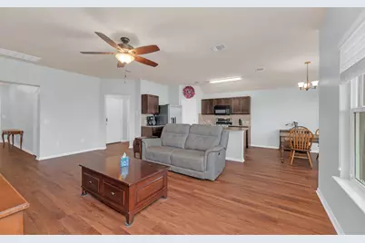 411 Camellia Drive, Hutto, TX 78634 - Photo 11