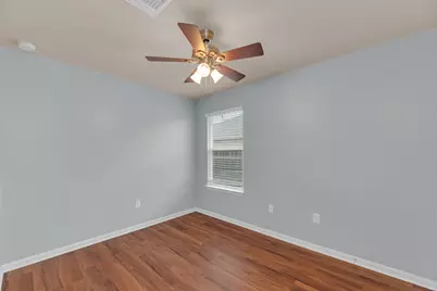 411 Camellia Drive, Hutto, TX 78634 - Photo 31