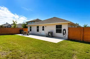 202 Tolcarne Dr, Hutto, TX 78634 - Photo 15