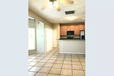 808 W 29th Street #301, Austin, TX 78705 - Photo 9