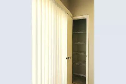 808 W 29th Street #301, Austin, TX 78705 - Photo 11