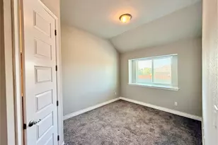 199 Tailwind Dr, Kyle, TX 78640 - Photo 19