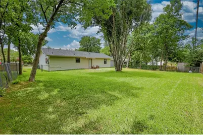 6920 Bryn Mawr Drive, Austin, TX 78723 - Photo 13
