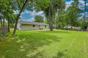 6920 Bryn Mawr Dr, Austin, TX 78723 - Photo 13