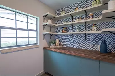 6920 Bryn Mawr Drive, Austin, TX 78723 - Photo 11