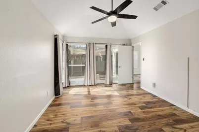 2207 Raintree Path, Round Rock, TX 78664 - Photo 13