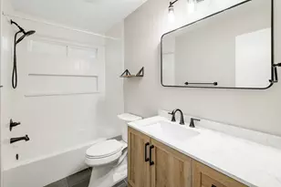 2207 Raintree Path, Round Rock, TX 78664 - Photo 19