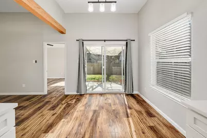 2207 Raintree Path, Round Rock, TX 78664 - Photo 9