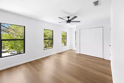 2400 Rockingham Circle, Austin, TX 78704 - Photo 13