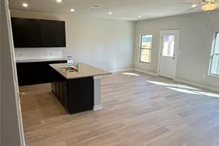 13617 Gray Landing Dr, Elgin, TX 78621 - Photo 3