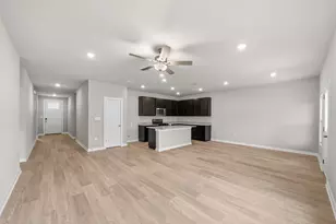 13617 Gray Lndg Dr, Elgin, TX 78621 - Photo 17