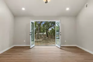 900 Morgan Hill Dr, Dripping Springs, TX 78620 - Photo 9