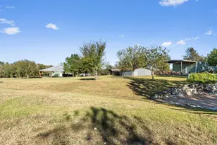 1092 FM3000, Elgin, TX 78621 - Photo 35