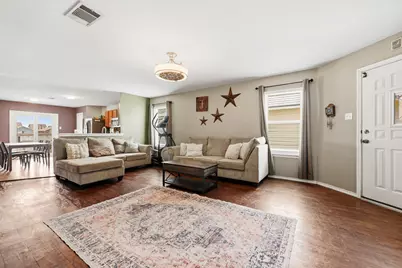 17912 Honey Locust Lane, Elgin, TX 78621 - Photo 5