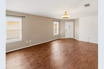 17912 Honey Locust Lane, Elgin, TX 78621 - Photo 7