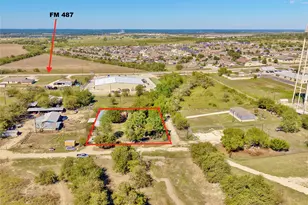 570 County Road 306 Rd, Jarrell, TX 76537 - Photo 1