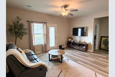 1850 Settlers Glen Drive #1105, Round Rock, TX 78665 - Photo 3