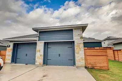 171 Santa Julia, Kyle, TX 78640 - Photo 3