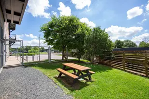 2235 E 6th St, Austin, TX 78702 - Photo 13