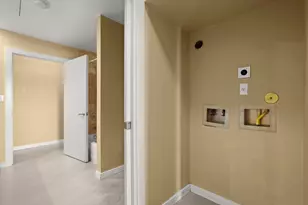 2235 E 6th St, Austin, TX 78702 - Photo 9