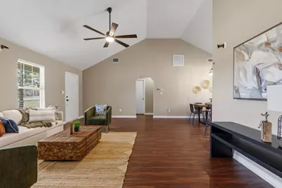 109 Bonham Lane, Paige, TX 78659 - Photo 7