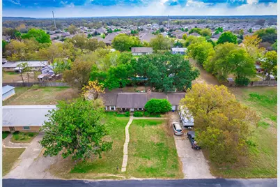 112 Hasler Street, Bastrop, TX 78602 - Photo 3
