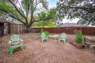 112 Hasler St, Bastrop, TX 78602 - Photo 33