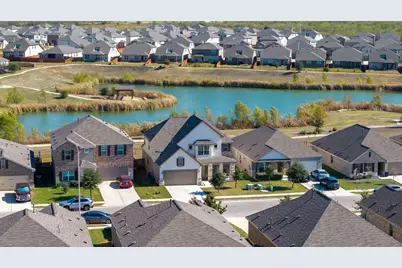 808 S San Marcos Street, Manor, TX 78653 - Photo 3