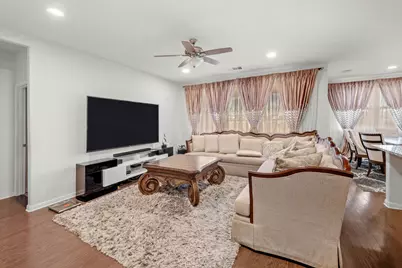 808 S San Marcos Street, Manor, TX 78653 - Photo 5