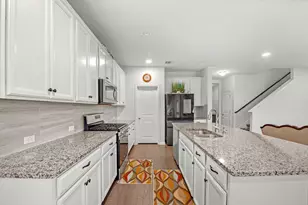 808 S San Marcos St, Manor, TX 78653 - Photo 9