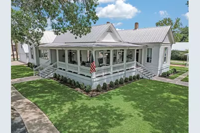 107 NE 4th Street, Smithville, TX 78957 - Photo 33