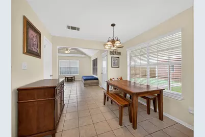 311 College Avenue, Florence, TX 76527 - Photo 9