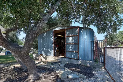 9114 Hwy 290 W, Austin, TX 78736 - Photo 17
