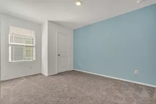 9218 Honey Mesquite, Seguin, TX 78155 - Photo 19