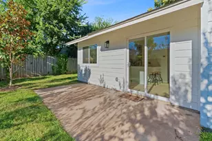 5506 Salem Walk Dr, Austin, TX 78745 - Photo 17