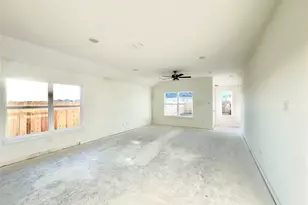 226 Bellie Ln, Kyle, TX 78640 - Photo 3