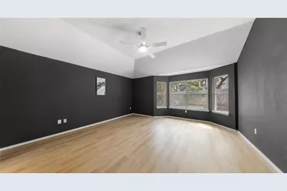 2527 Crenshaw Drive, Round Rock, TX 78664 - Photo 21