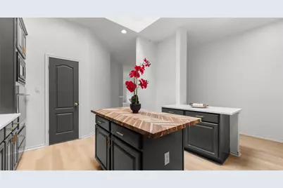 2527 Crenshaw Drive, Round Rock, TX 78664 - Photo 15