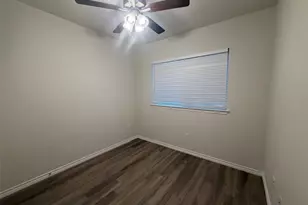 510 Whirlaway Dr, Jarrell, TX 76537 - Photo 19