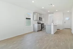 121 Palestine Trl, Kyle, TX 78640 - Photo 9